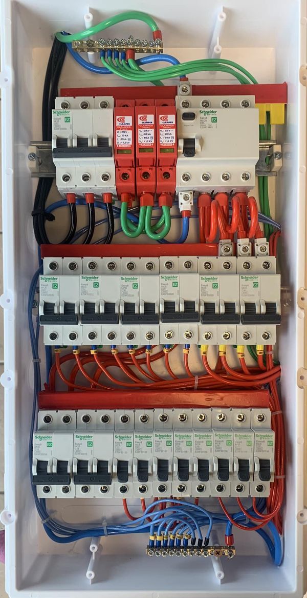 gallery-1 QDC Residencial Trifasico Facebook Copia