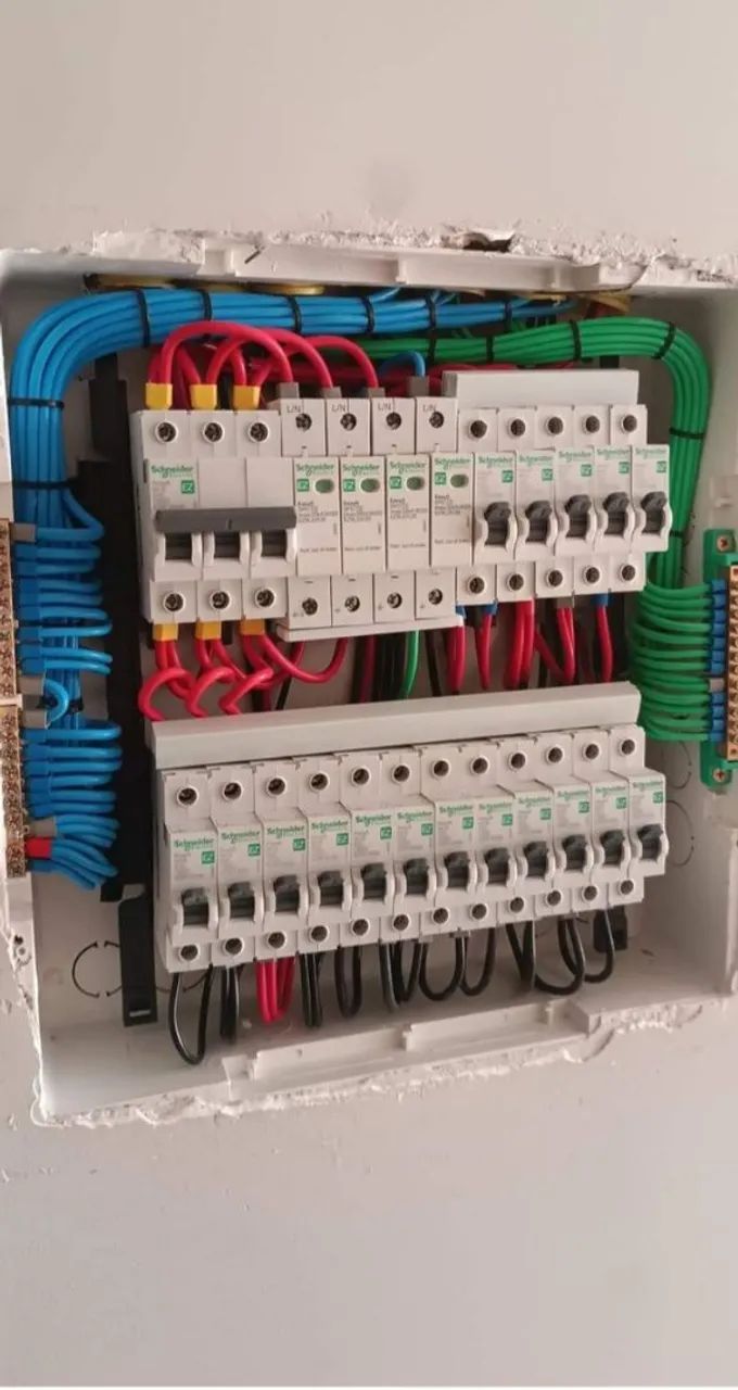 why-choose-us RR Manutencao E Instalacoes Eletrica Faca O Seu Orcamento Hoje Mesmo Copia